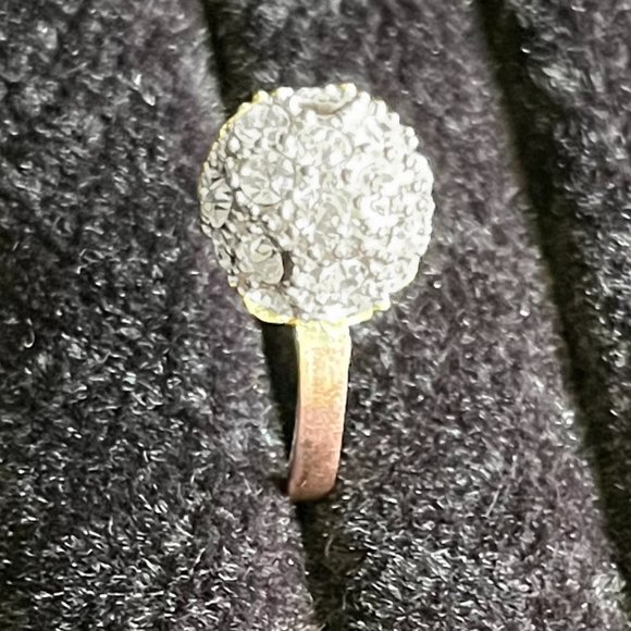 Diamond Cluster Gold Rose Ring - Picture 2 of 6